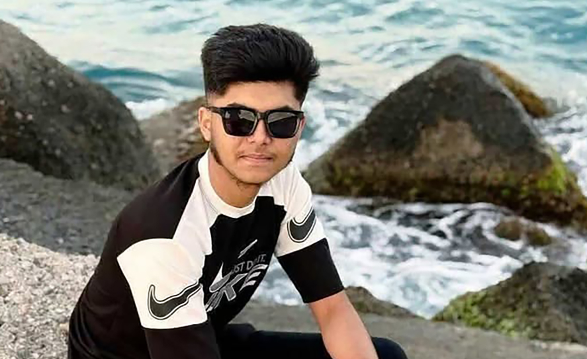 সাকিব সবসময় হাসিখুশি ছিল, সবার প্রিয় ছিল।